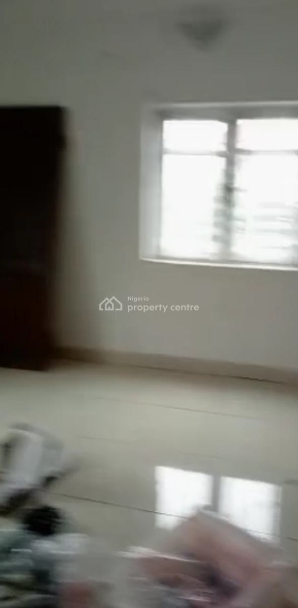 Relatively New 2bedroom Flat at Emmanuel High Estate.  Upstairs, Rooms, Emmanuel High Estate.  Upstairs, Rooms En-suite with Guests Toilet., Ogudu, Lagos, Flat / Apartment for Rent
