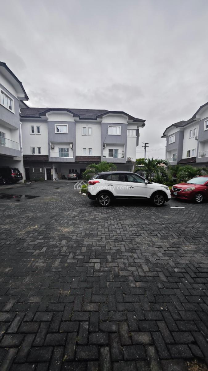 Service Studio Fat Without Kitchen, Lekki Right, Lekki Phase 1, Lekki, Lagos, Self Contain (single Rooms) for Rent