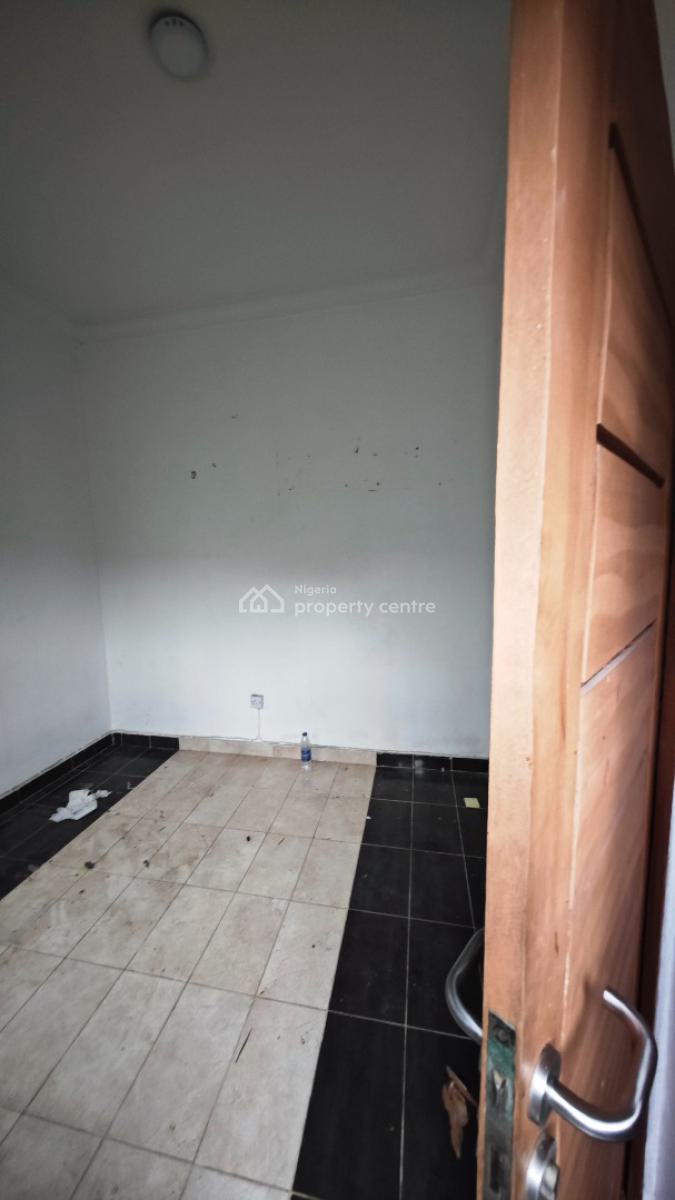 Service Studio Fat Without Kitchen, Lekki Right, Lekki Phase 1, Lekki, Lagos, Self Contain (single Rooms) for Rent