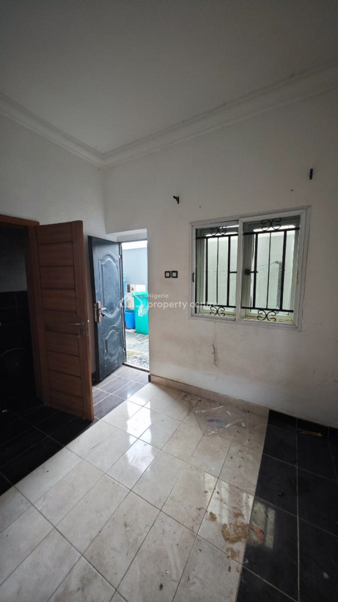 Service Studio Fat Without Kitchen, Lekki Right, Lekki Phase 1, Lekki, Lagos, Self Contain (single Rooms) for Rent