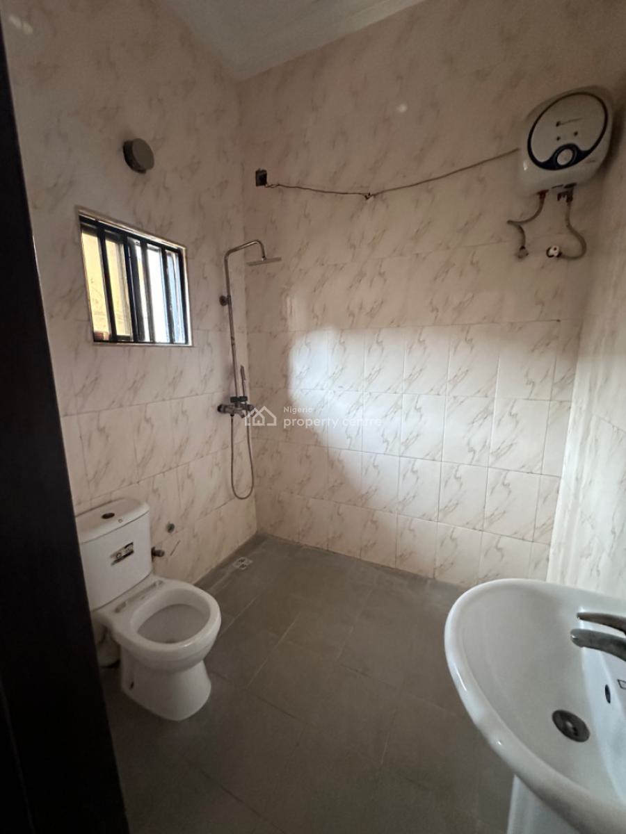 Very Big 3bedroom Apartment with Extra Room, Lekki Conservation Axis By Chevron, Lekki, Lagos, Terraced Bungalow for Rent