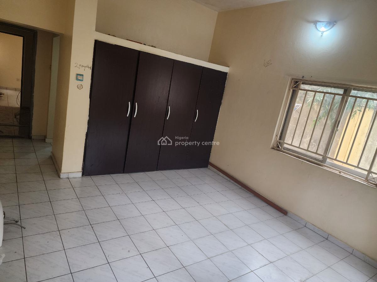 a Well Maintained, Spacious and Seeviced 2-bedroom Flat, Garki, Abuja, Flat / Apartment for Rent