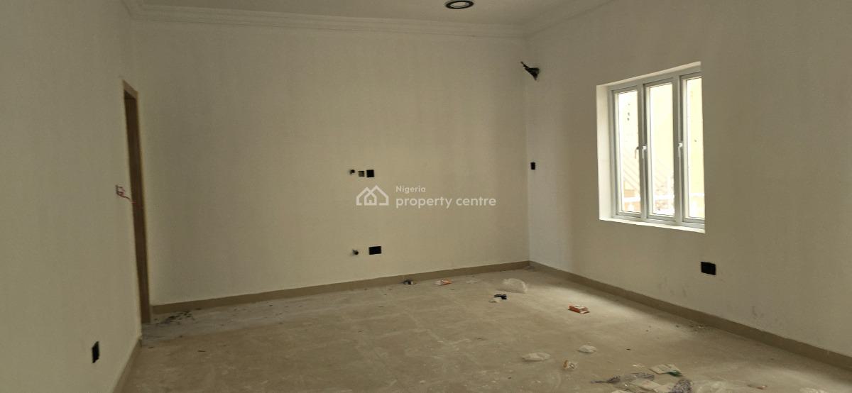 Large Size 1 Bedroom Upper Floor Flat in a Well Built Apartment Block, Lekki Phase 2, Lekki, Lagos, Flat / Apartment for Rent