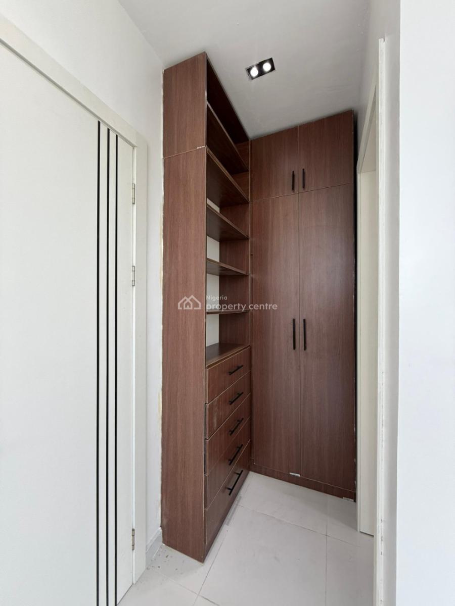 Luxury 2bedroom Apartment in Ologolo, Ologolo, Lekki, Lagos, Flat / Apartment for Sale