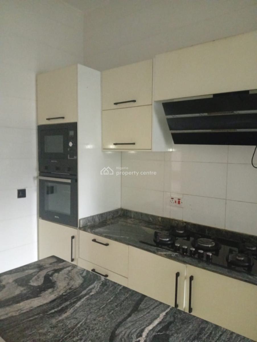 Luxury 4bedroom Terrace Duplex Building Available: Distress, De Alexander, Orchid Road, Chevron, Lekki Lagos, Lekki Phase 1, Lekki, Lagos, Terraced Duplex for Sale