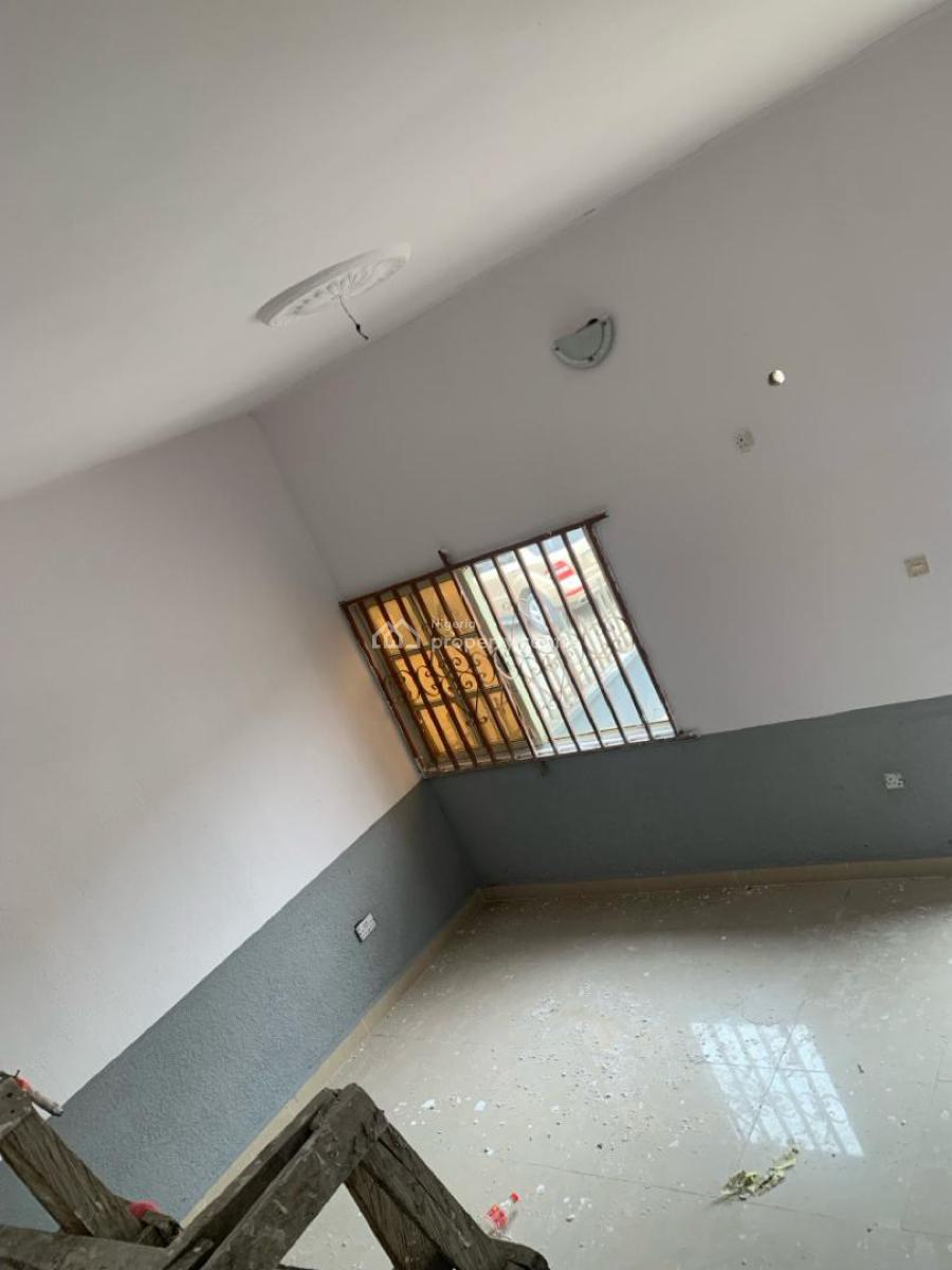 2 Bedroom Bungalow in a Secured Estate, Bashorun Estate, Majek, Opposite Fara Oart, Sangotedo, Ajah, Lagos, Flat / Apartment for Rent