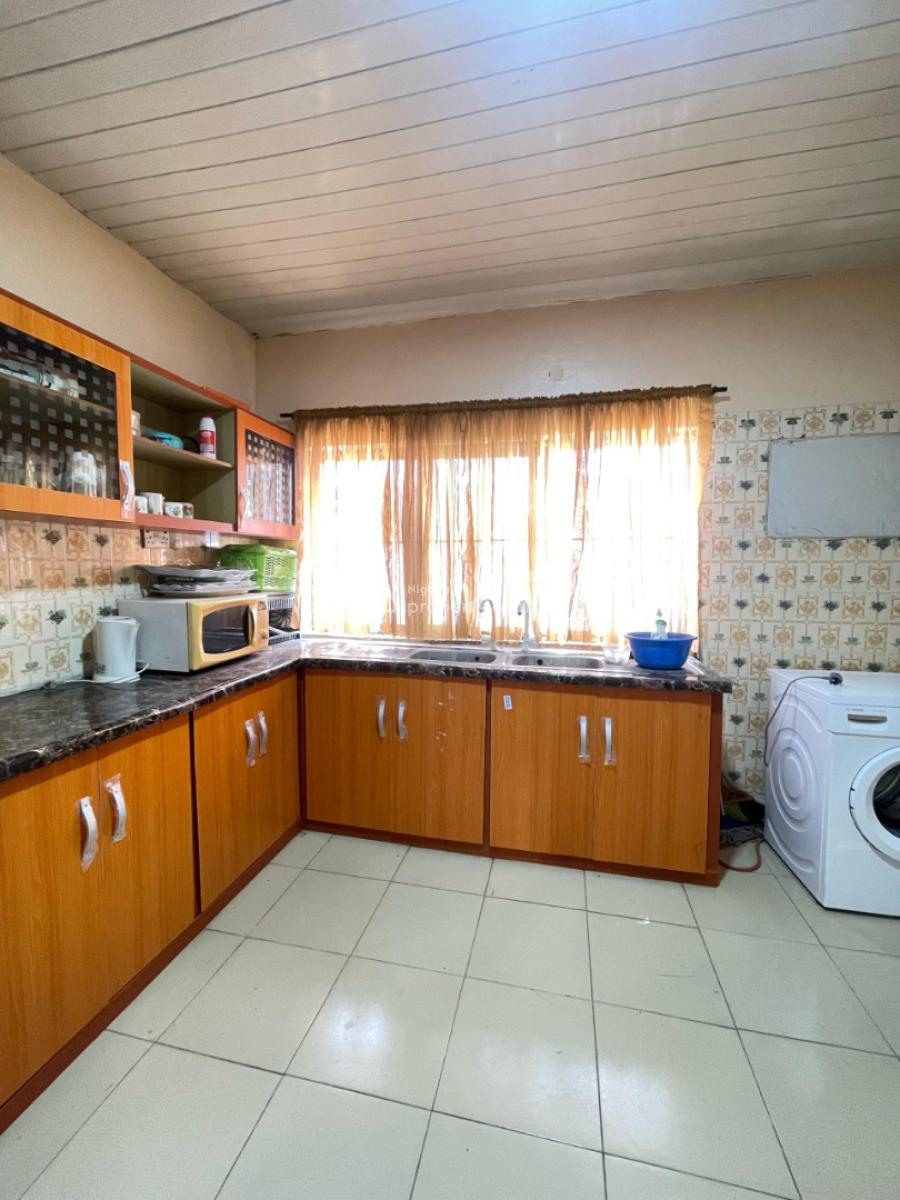 Spacious Massive Luxury 2 Bedroom Flat Apartment, Secure Estate Lekki Phase One Lagos, Lekki Phase 1, Lekki, Lagos, Flat / Apartment for Rent
