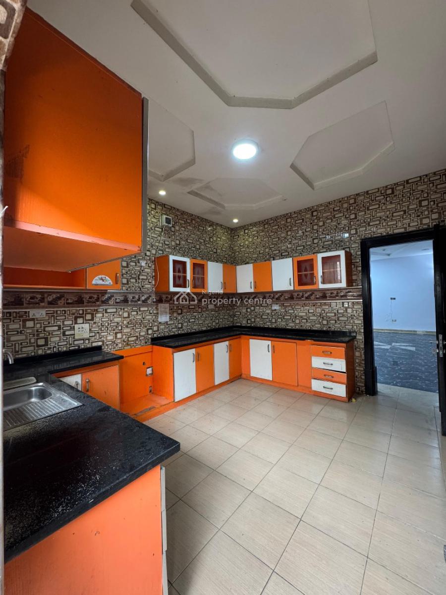 Well Maintained 3 Bedroom Terrace Duplex, Lekki Phase 1, Lekki, Lagos, Terraced Duplex for Rent