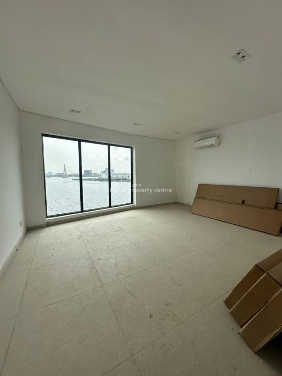Breath Taking  6 Bedroom Water Front  Duplex, Banana Island, Ikoyi, Lagos, Detached Duplex for Sale