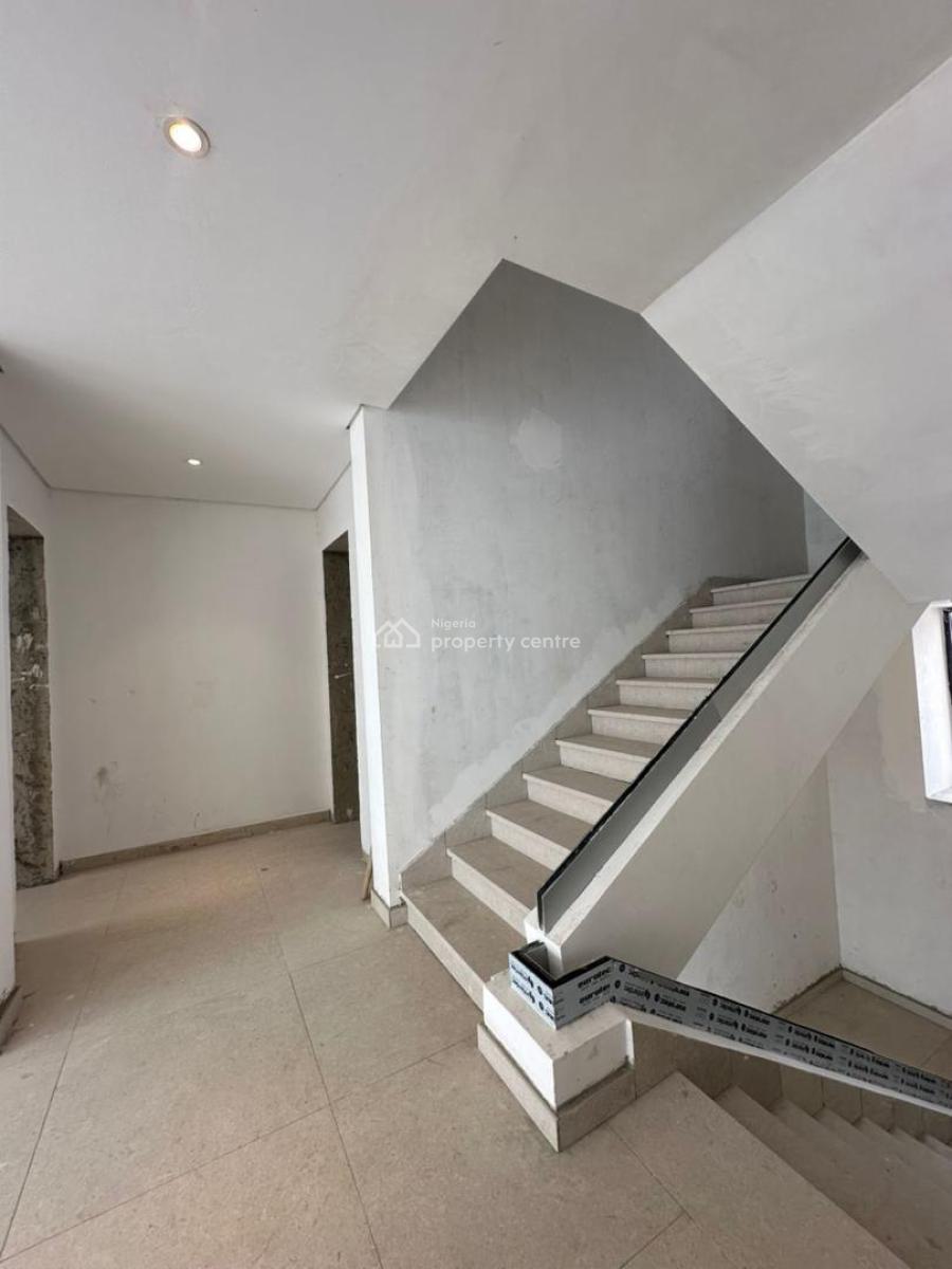 Breath Taking  6 Bedroom Water Front  Duplex, Banana Island, Ikoyi, Lagos, Detached Duplex for Sale