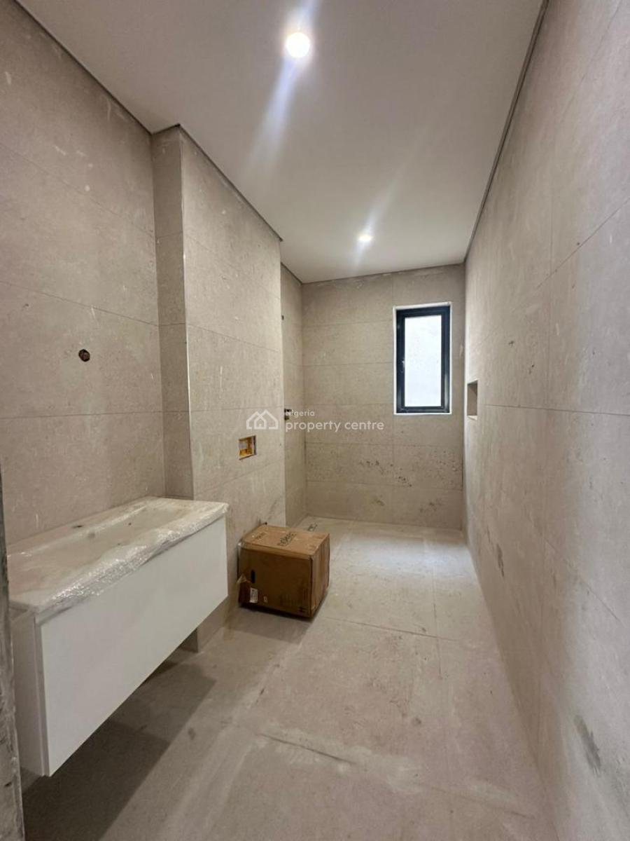 Breath Taking  6 Bedroom Water Front  Duplex, Banana Island, Ikoyi, Lagos, Detached Duplex for Sale