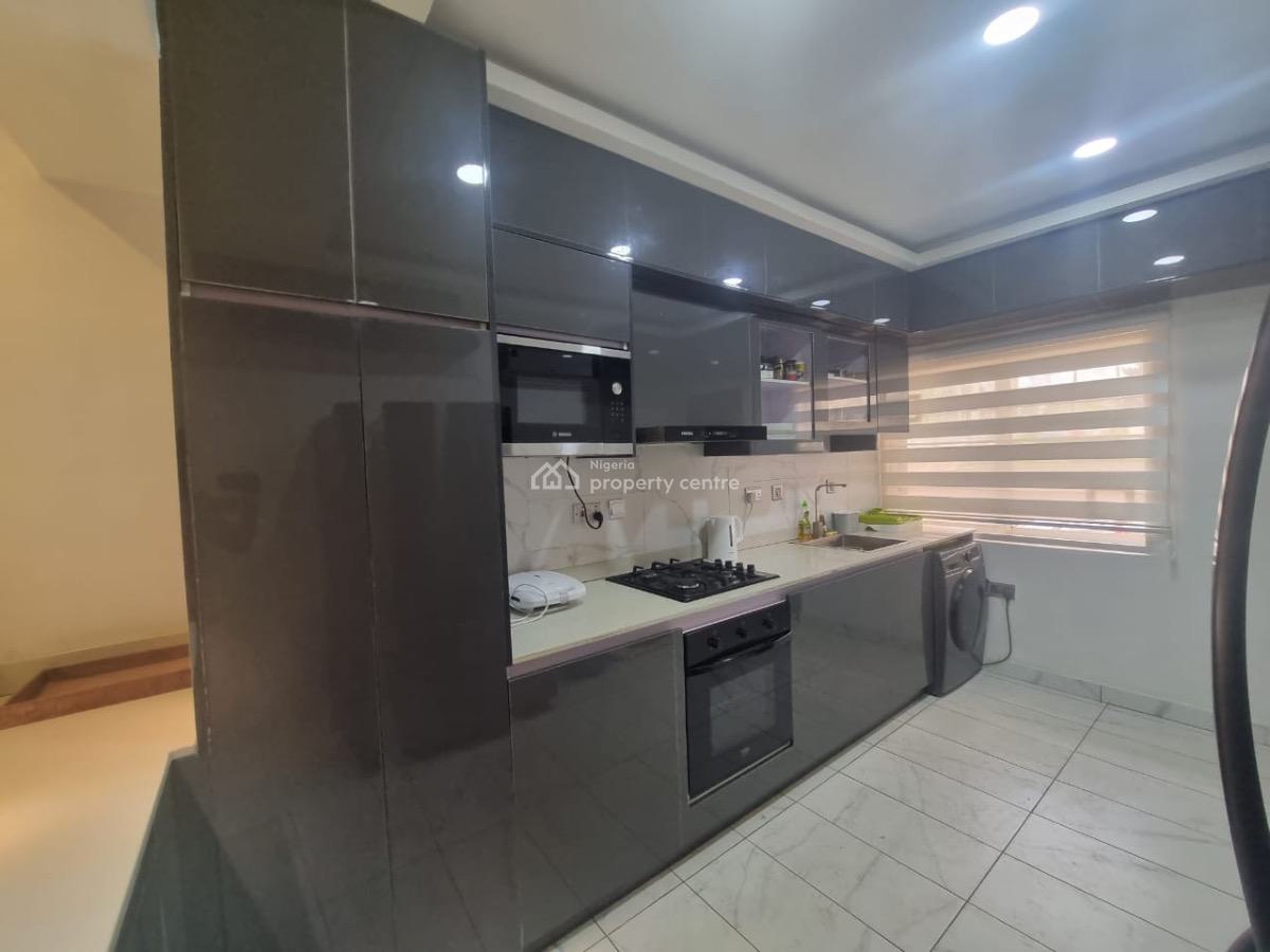 Luxury 3bed Duplex with Excellent Features, Ikeja Gra, Ikeja, Lagos, Flat / Apartment Short Let