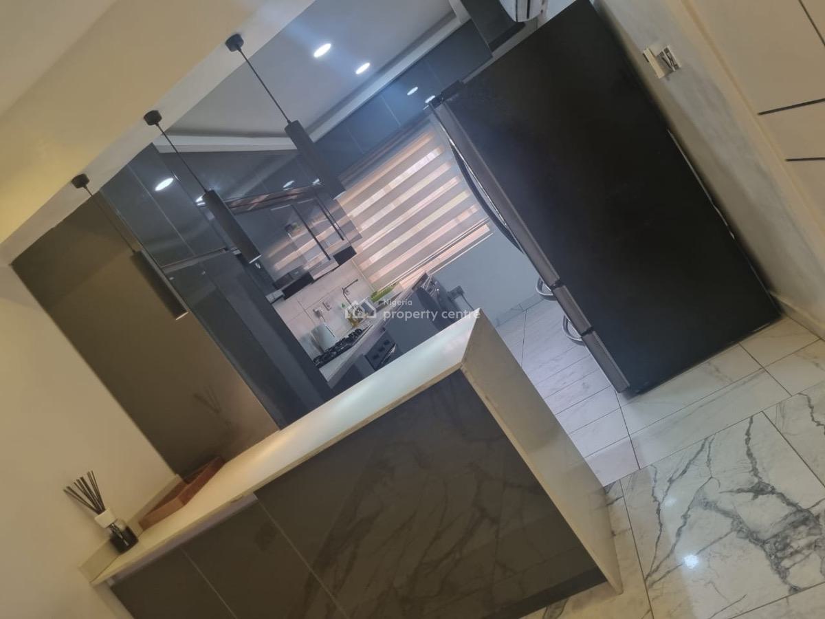 Luxury 3bed Duplex with Excellent Features, Ikeja Gra, Ikeja, Lagos, Flat / Apartment Short Let