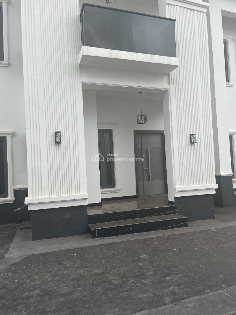 6 Bedroom House, in an Estate, Gwarinpa, Abuja, Detached Duplex for Sale