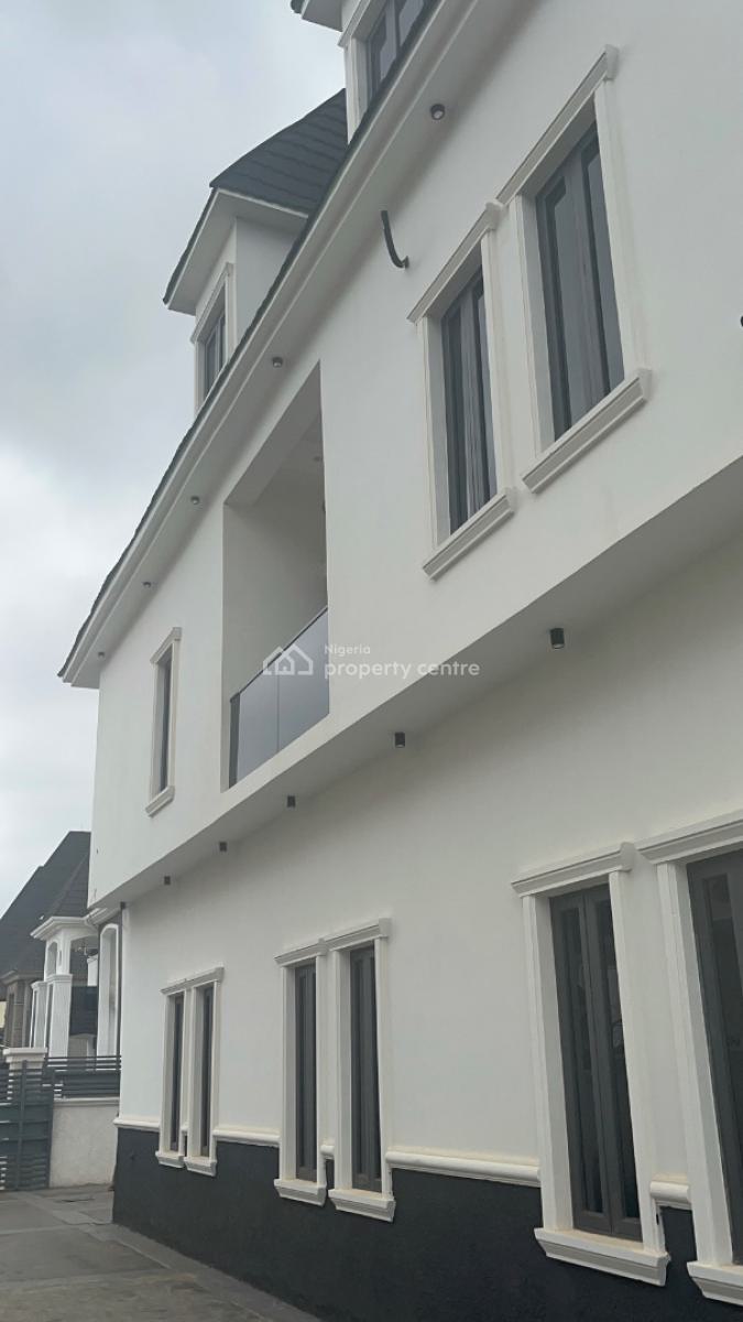 6 Bedroom House, in an Estate, Gwarinpa, Abuja, Detached Duplex for Sale
