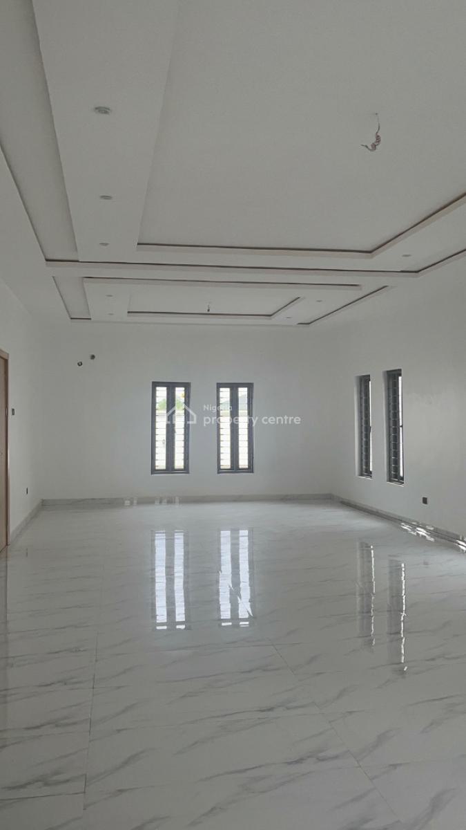 6 Bedroom House, in an Estate, Gwarinpa, Abuja, Detached Duplex for Sale