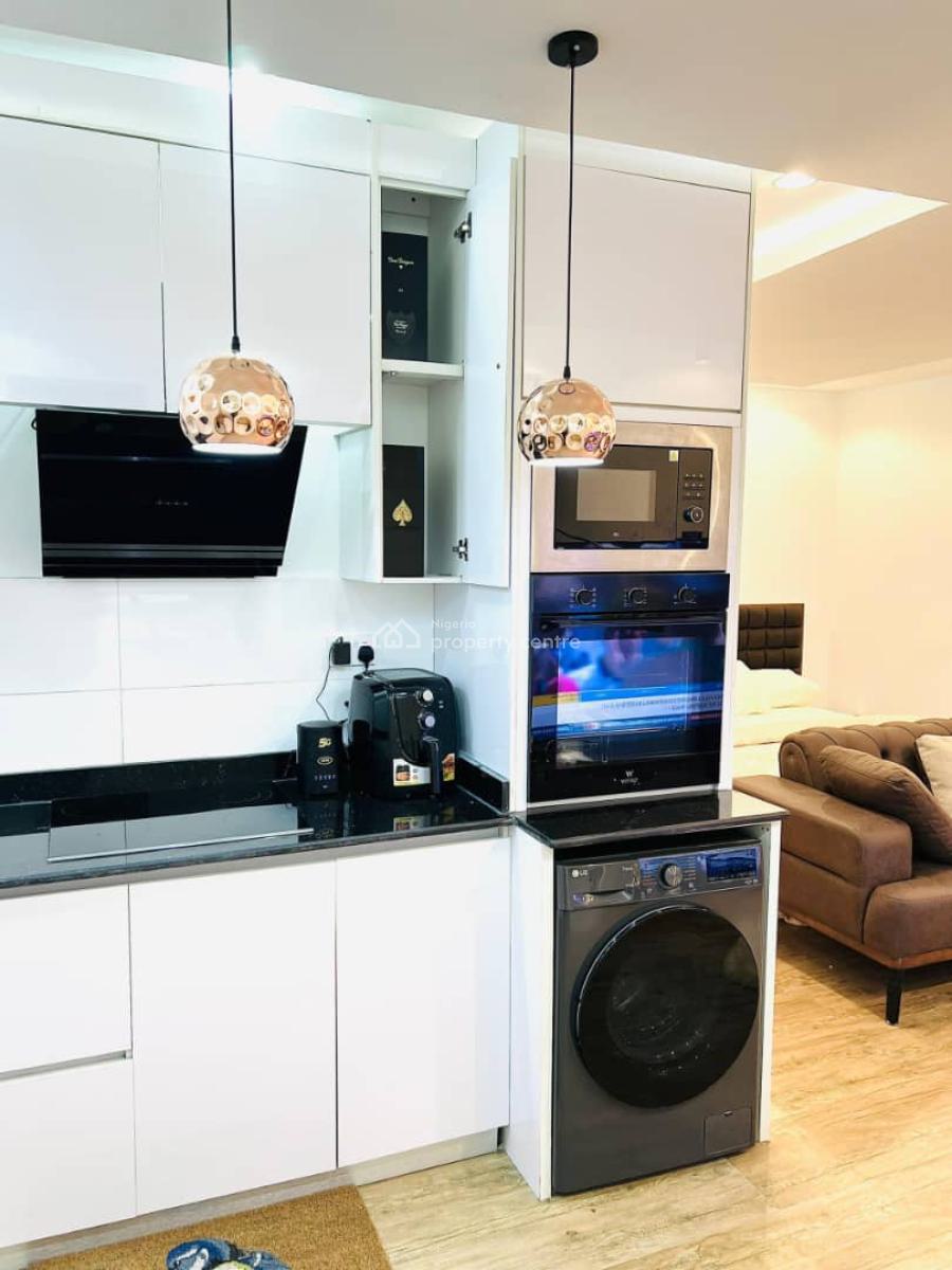 Luxury Studio Apartment with Amazing View and Great Features, Freedom Way, Lekki Phase 1, Lekki, Lagos, Flat / Apartment Short Let