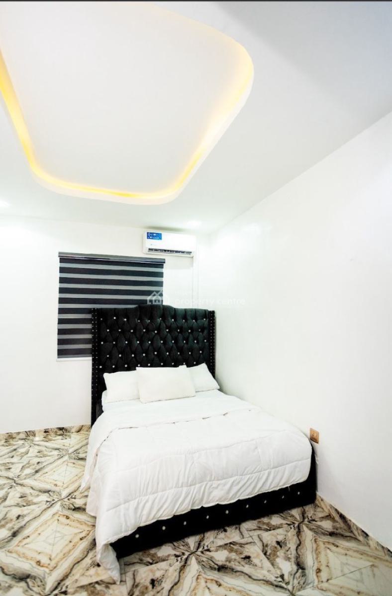 2 Bedrooms Yaba, Yaba, Yaba, Lagos, Flat / Apartment Short Let
