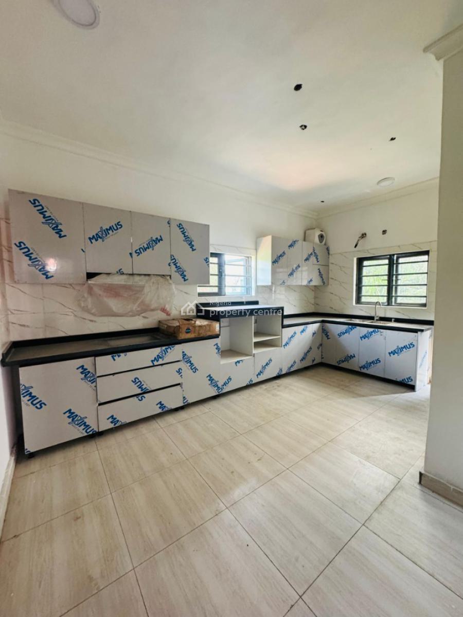 Breathtaking 4 Bedroom Semi Detqched Duplex Plus Bq in a Prime Estate, Adeniyi Jones, Ikeja, Lagos, Semi-detached Duplex for Sale