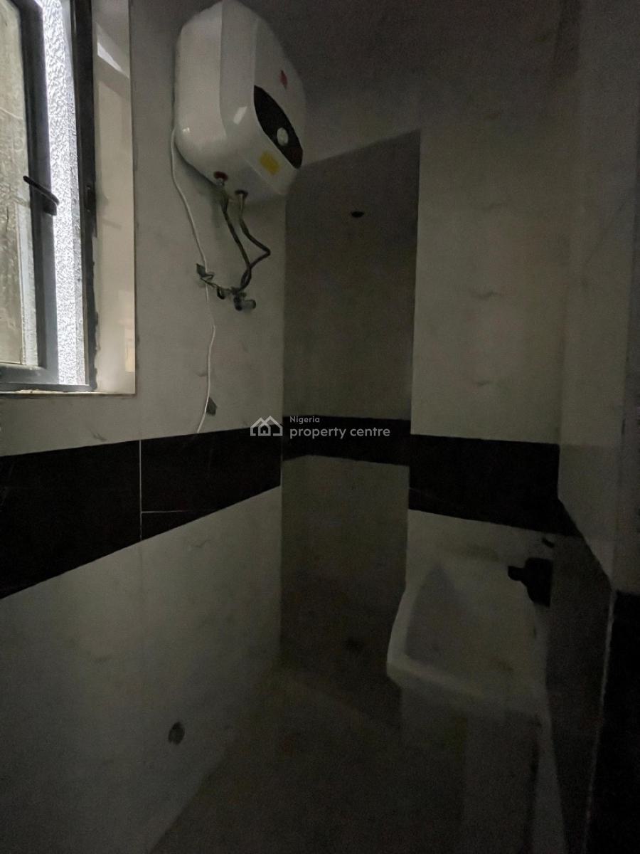 Lovely 2 Bedrooms Apartment with a Gym in Chevron, Chevron Axis., Lekki Expressway, Lekki, Lagos, Block of Flats for Sale