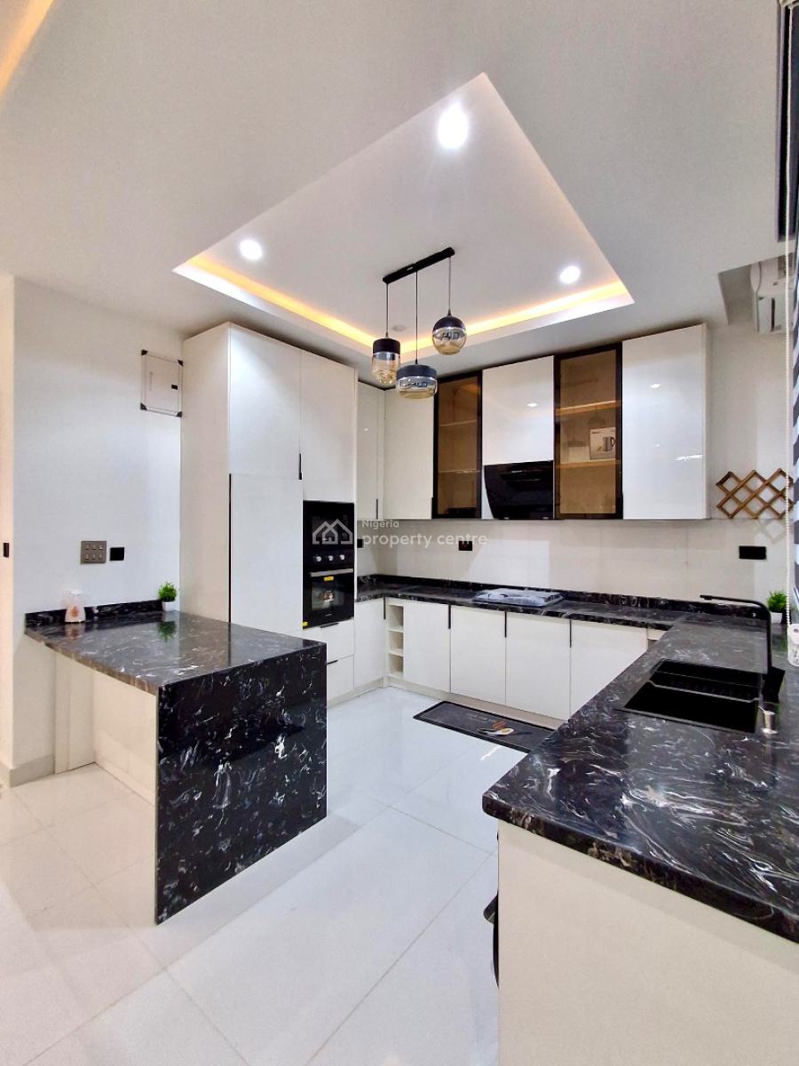 Luxury 3bedrooms Penthouse with Bq and Swimming Pool, Gym, Lekki Phase 1, Lekki, Lagos, House for Sale