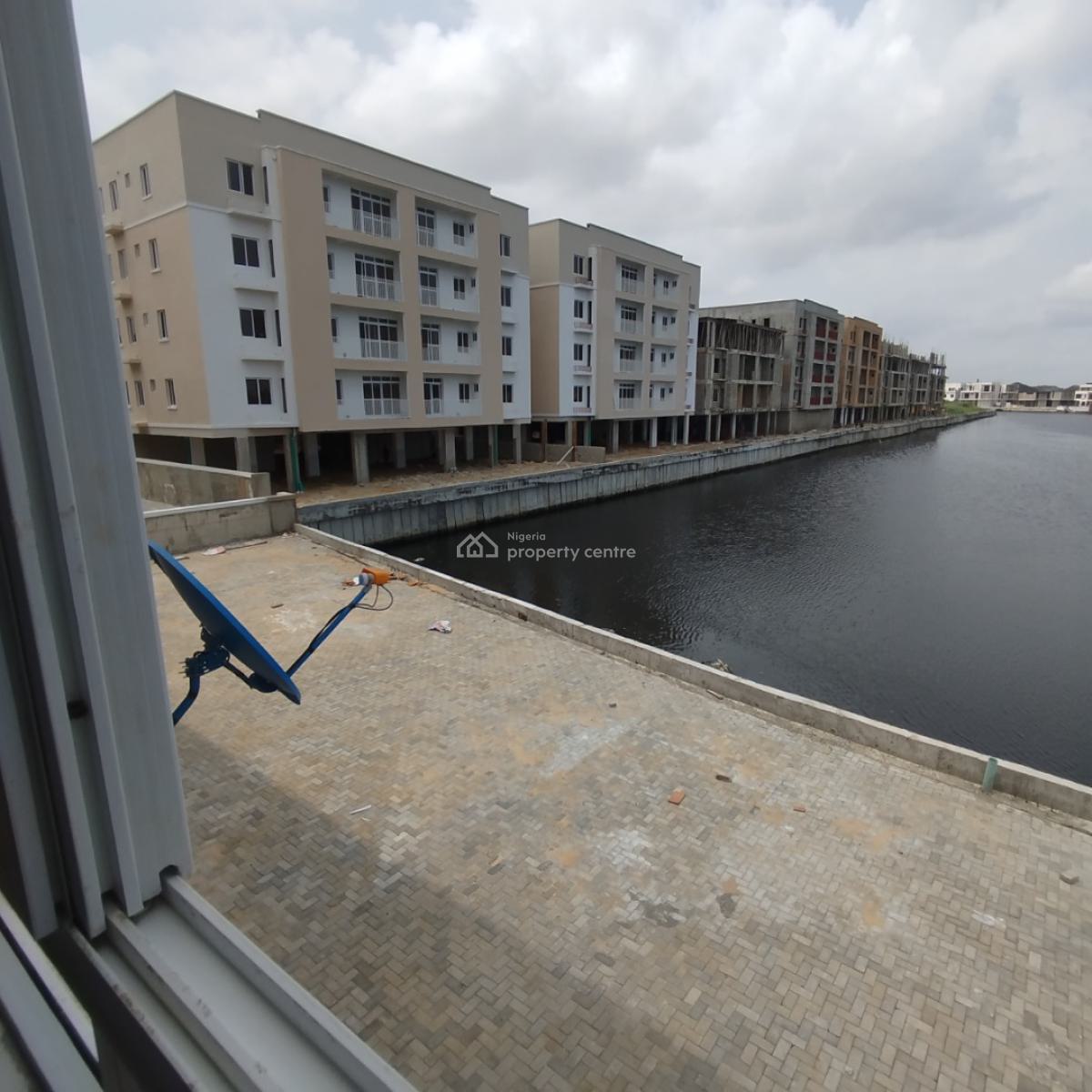 Fantastic 2bedroom Flat Upstairs, Western Foreshore Estate, Osapa, Lekki, Lagos, Flat / Apartment for Sale