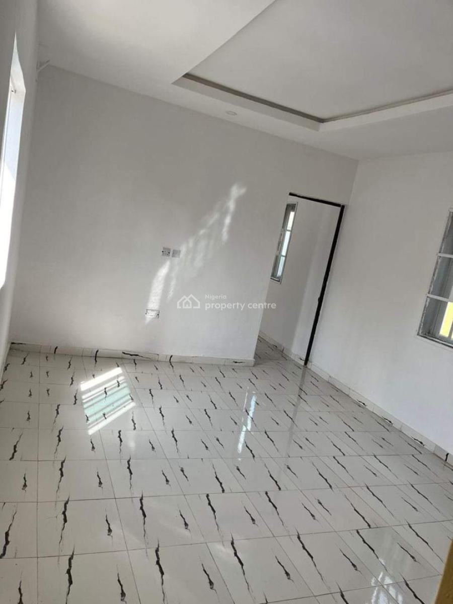 7 Units of Room & Parlor Self Contained in a Fully Residential Area, Elebu Off Akala Express, Ibadan, Oyo, Block of Flats for Sale