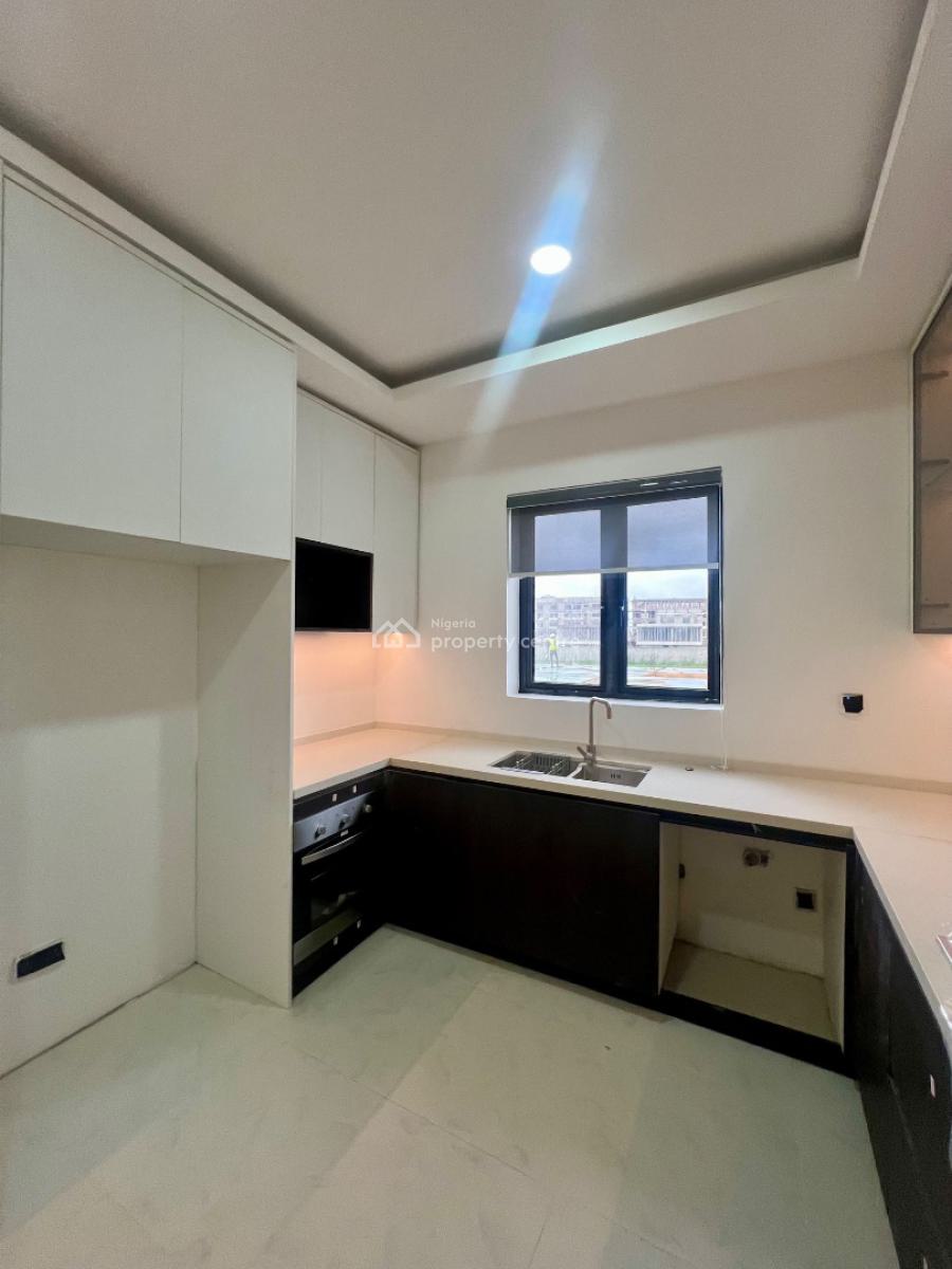 Well Finished 4bedroom Semi Detached Duplex with a Bq, Lekki Phase 1, Lekki, Lagos, House for Sale