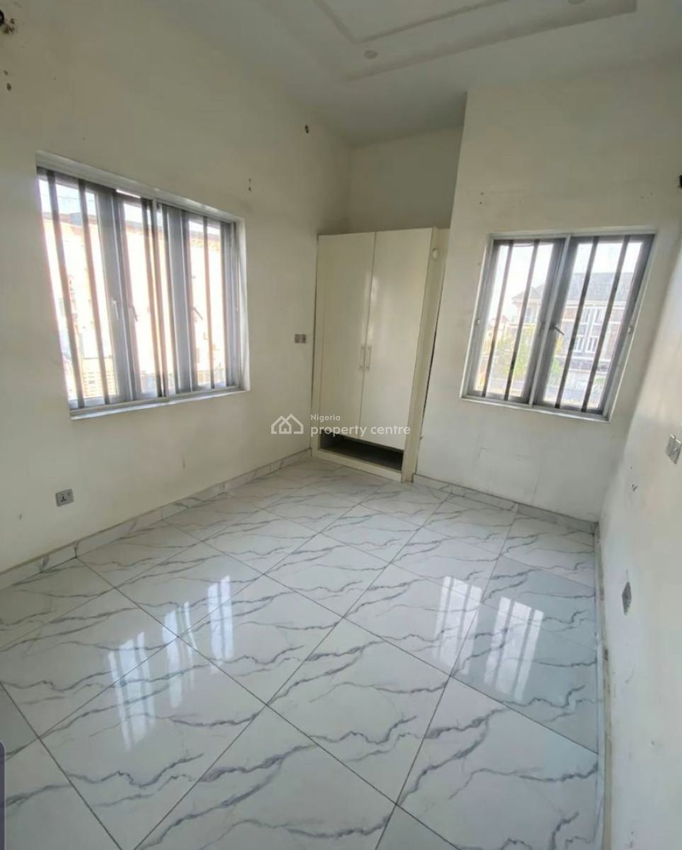3 Bedroom Flat, Green Court Estate, Osapa, Lekki, Lagos, Flat / Apartment for Rent