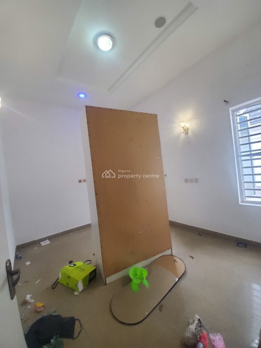 1 Room Shared Kitchen Apartment, Oral Estate, Lekki, Lagos, Self Contain (single Rooms) for Rent