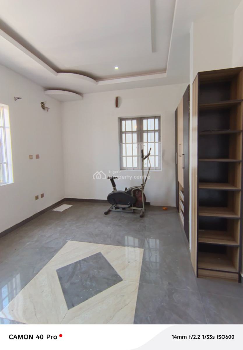 Standard Mini Flat in Chevron, Chevron, Lekki, Lagos, Mini Flat (room and Parlour) for Rent
