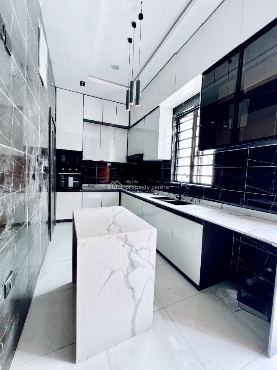 Family-oriented 4-bedroom Home with Ample Space, Ikota, Lekki, Lagos, Semi-detached Duplex for Sale