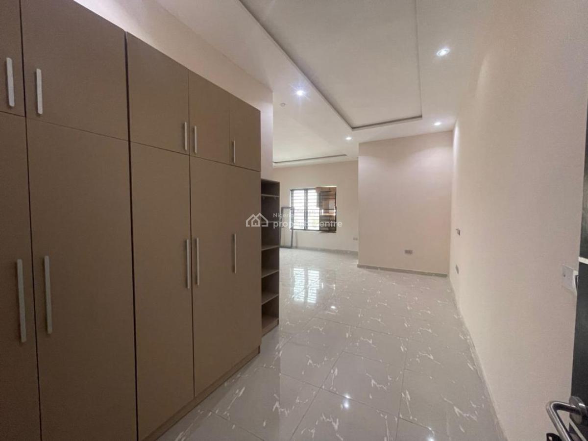 Newly Renovated 4 Bedroom Semi-detached Duplex with One Room Bq, Off Admiralty Way, Lekki Phase 1, Lekki, Lagos, Semi-detached Duplex for Rent