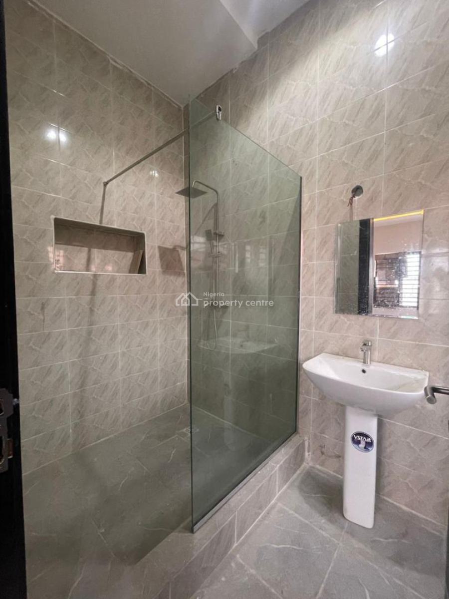 Newly Renovated 4 Bedroom Semi-detached Duplex with One Room Bq, Off Admiralty Way, Lekki Phase 1, Lekki, Lagos, Semi-detached Duplex for Rent