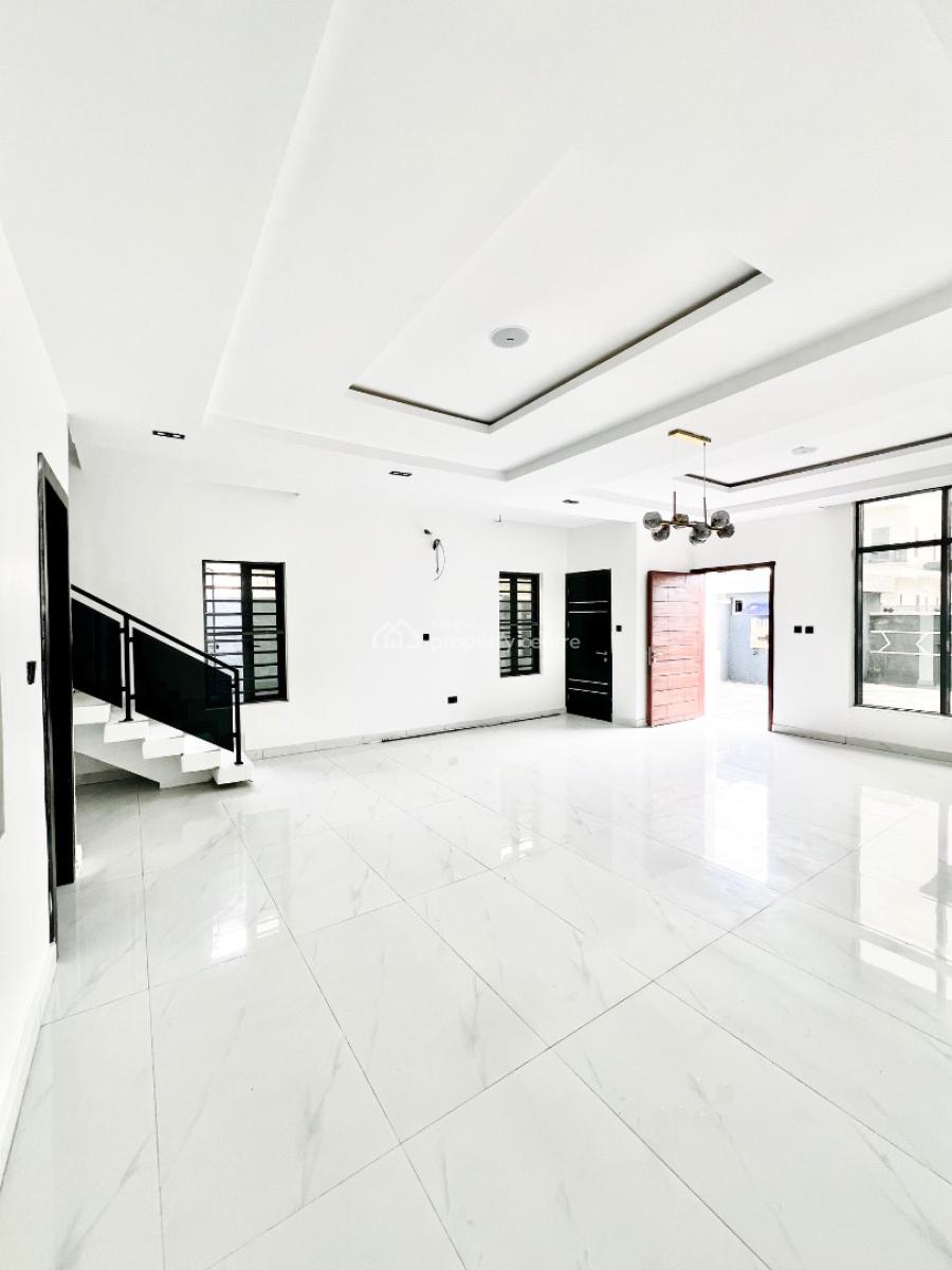 Ideal Family Residence with Thoughtful Layout, Ikota, Lekki, Lagos, House for Sale