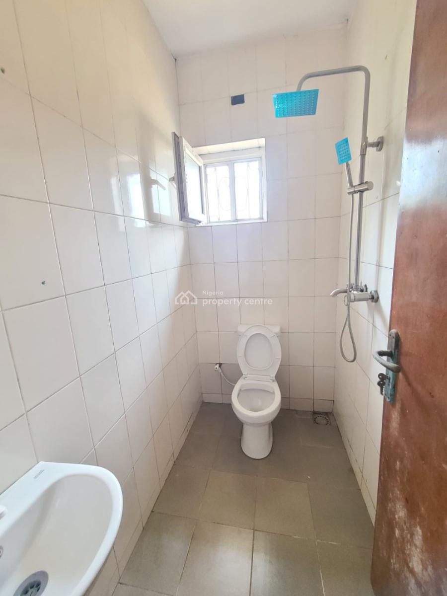 Standard and Spacious 2 Bedroom Flat, Badore, Ajah, Lagos, Flat / Apartment for Rent