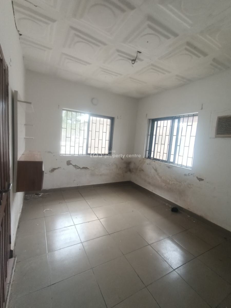 Sharp and Spacious Shared Apartment, Oke Ira Road, Ajah, Lagos, Flat / Apartment for Rent