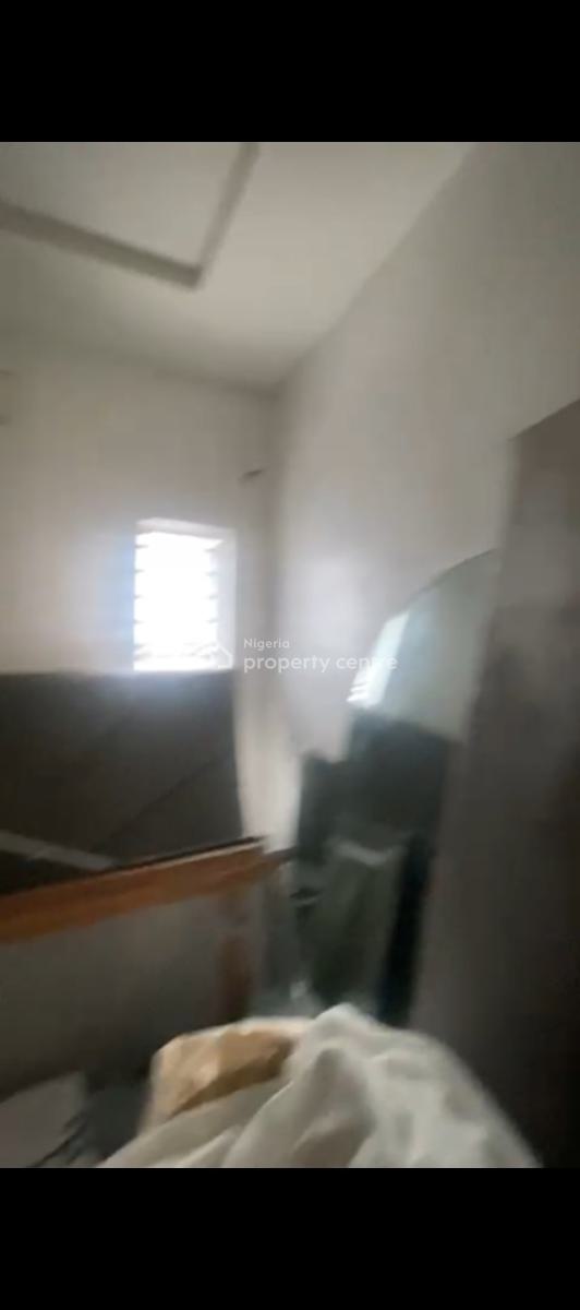 Single Room Downstairs Shared Only Kitchen Apartment, Idado Estate, Idado, Lekki, Lagos, Self Contain (single Rooms) for Rent
