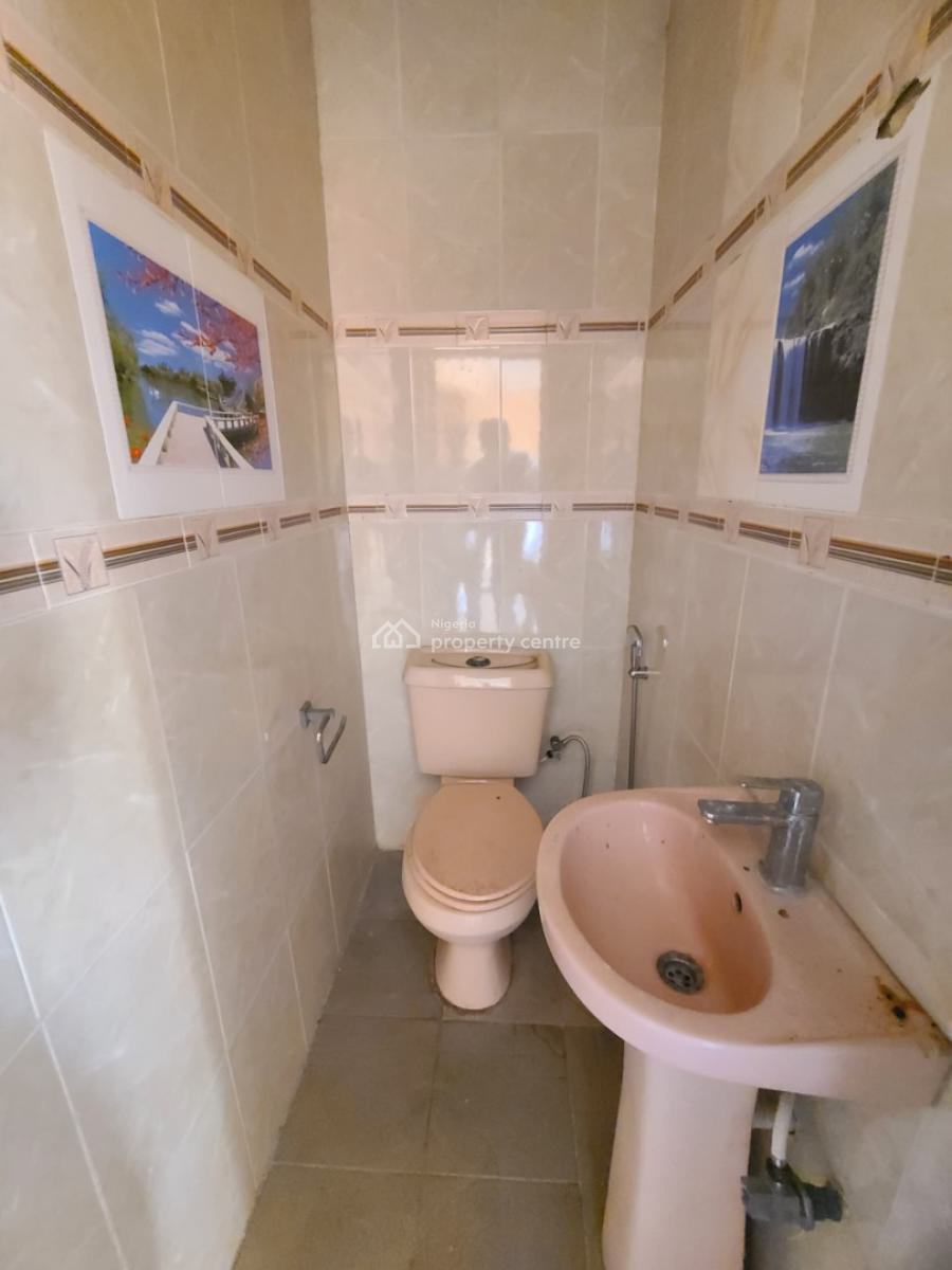 Newly Renovated 3bedroom Flat, First Unity Estate, Ajah, Lagos, Flat / Apartment for Rent