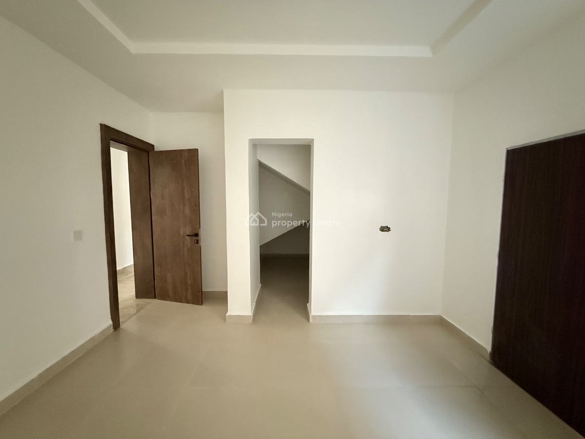6 Bedroom Detached House, Life Camp, Abuja, Detached Duplex for Sale