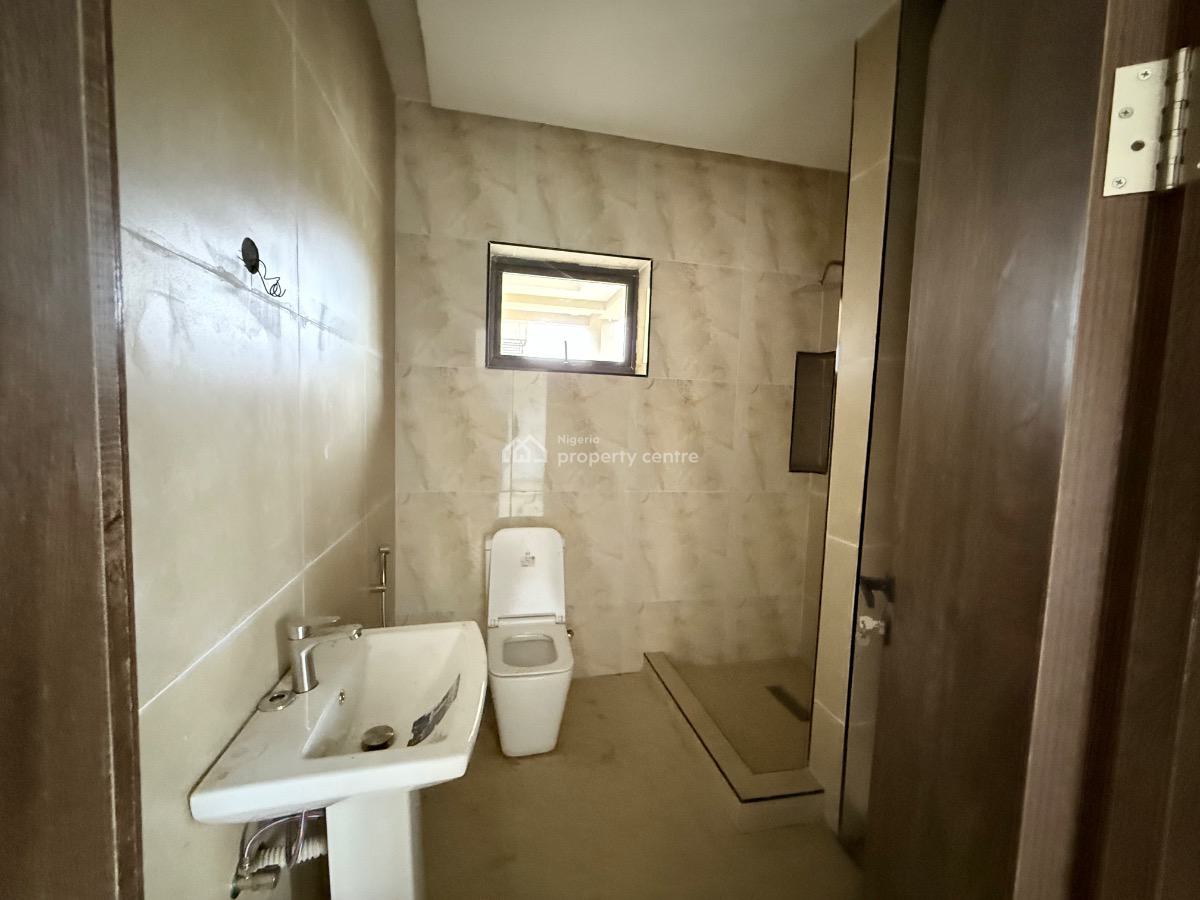 6 Bedroom Detached House, Life Camp, Abuja, Detached Duplex for Sale