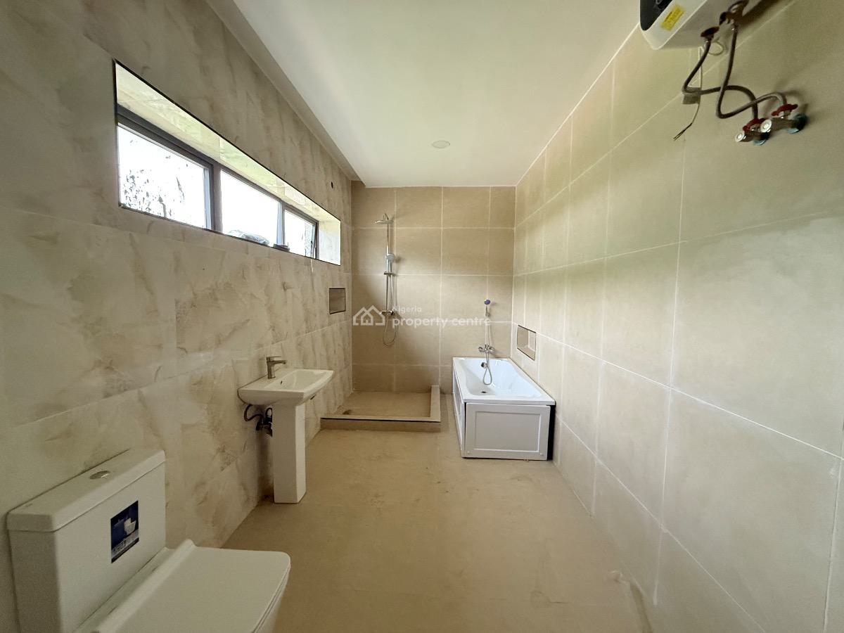 6 Bedroom Detached House, Life Camp, Abuja, Detached Duplex for Sale