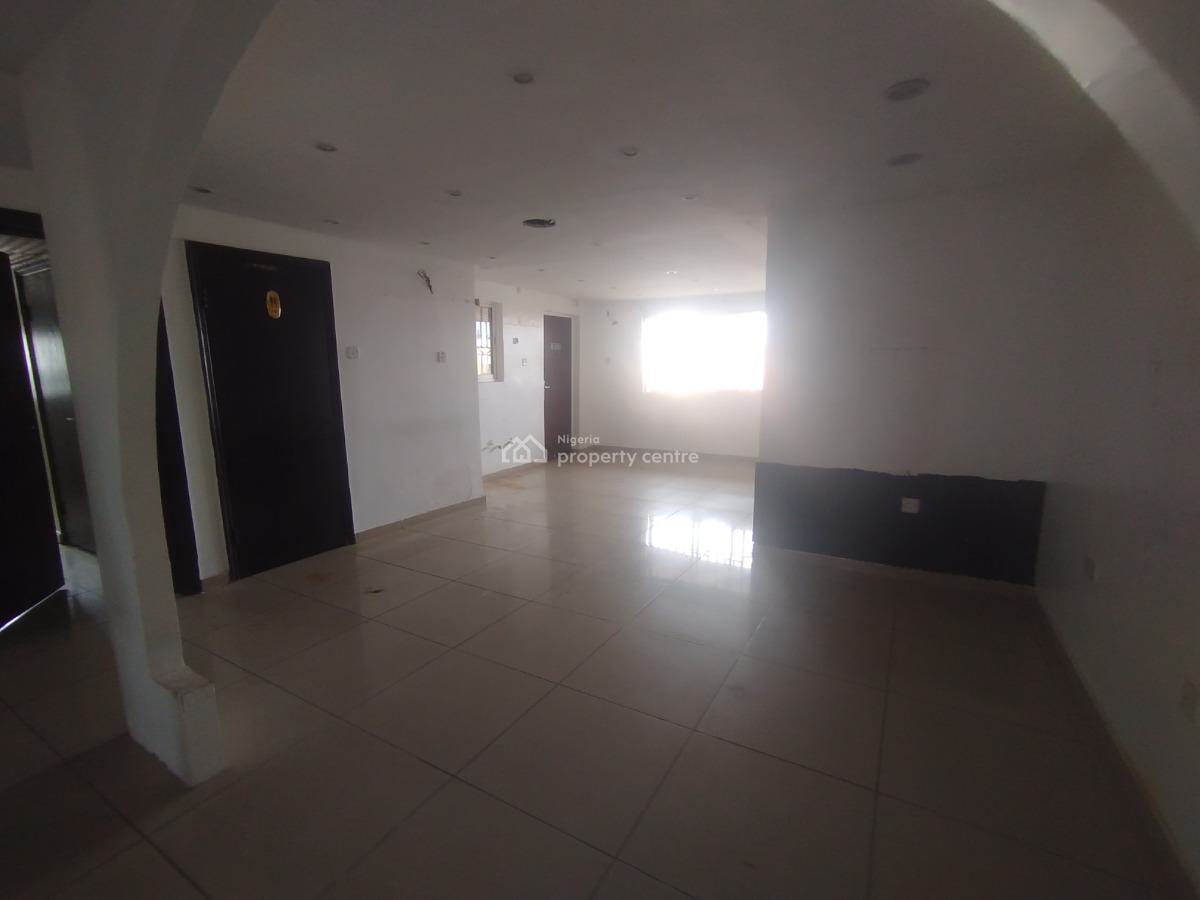 Well Maintained 3 Bedroom Office Space, Maruwa Bus Stop, Lekki Phase 1, Lekki, Lagos, Office Space for Rent