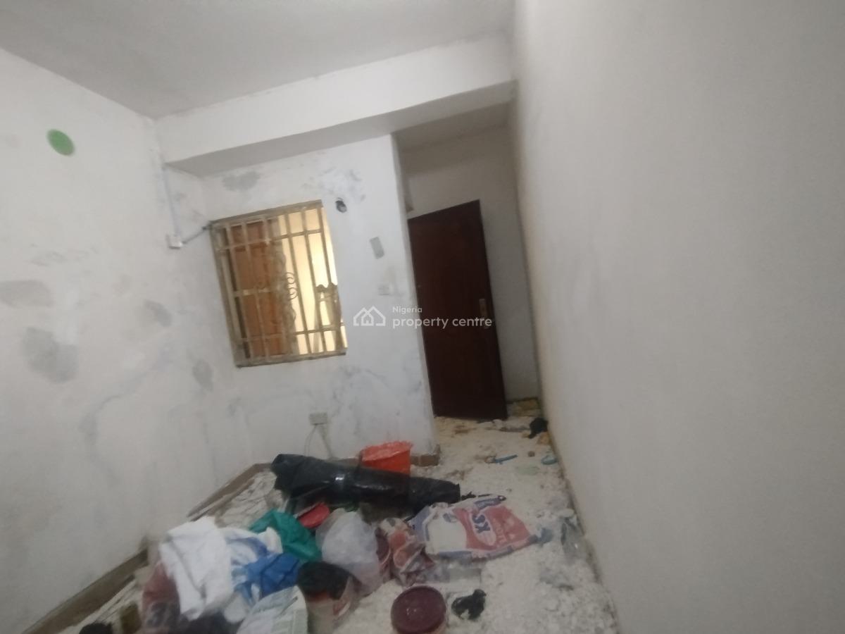 Fully Serviced a Room Boys Quarter Upstairs, Parkview Estate, Ikoyi, Lagos, Self Contain (single Rooms) for Rent