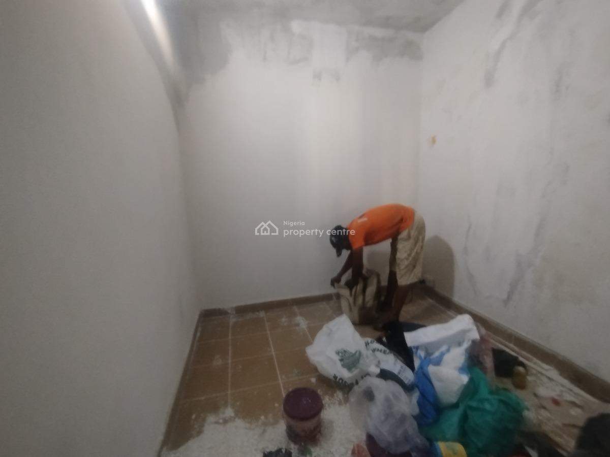 Fully Serviced a Room Boys Quarter Upstairs, Parkview Estate, Ikoyi, Lagos, Self Contain (single Rooms) for Rent