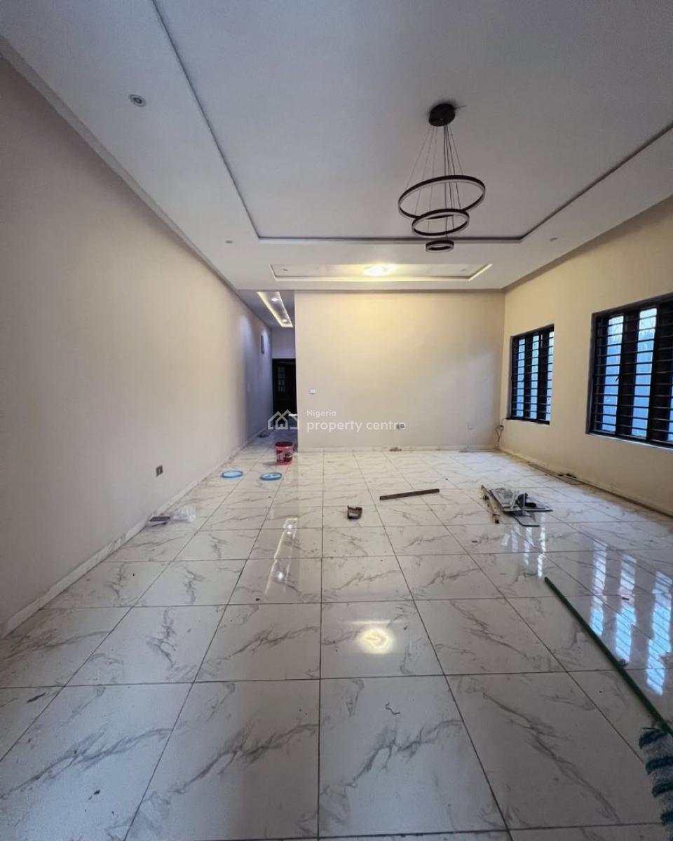 Newly Renovated and Self-serviced and Self-compound 4 Bedroom En-suite, Lekki Phase 1, Lekki, Lagos, Semi-detached Duplex for Rent
