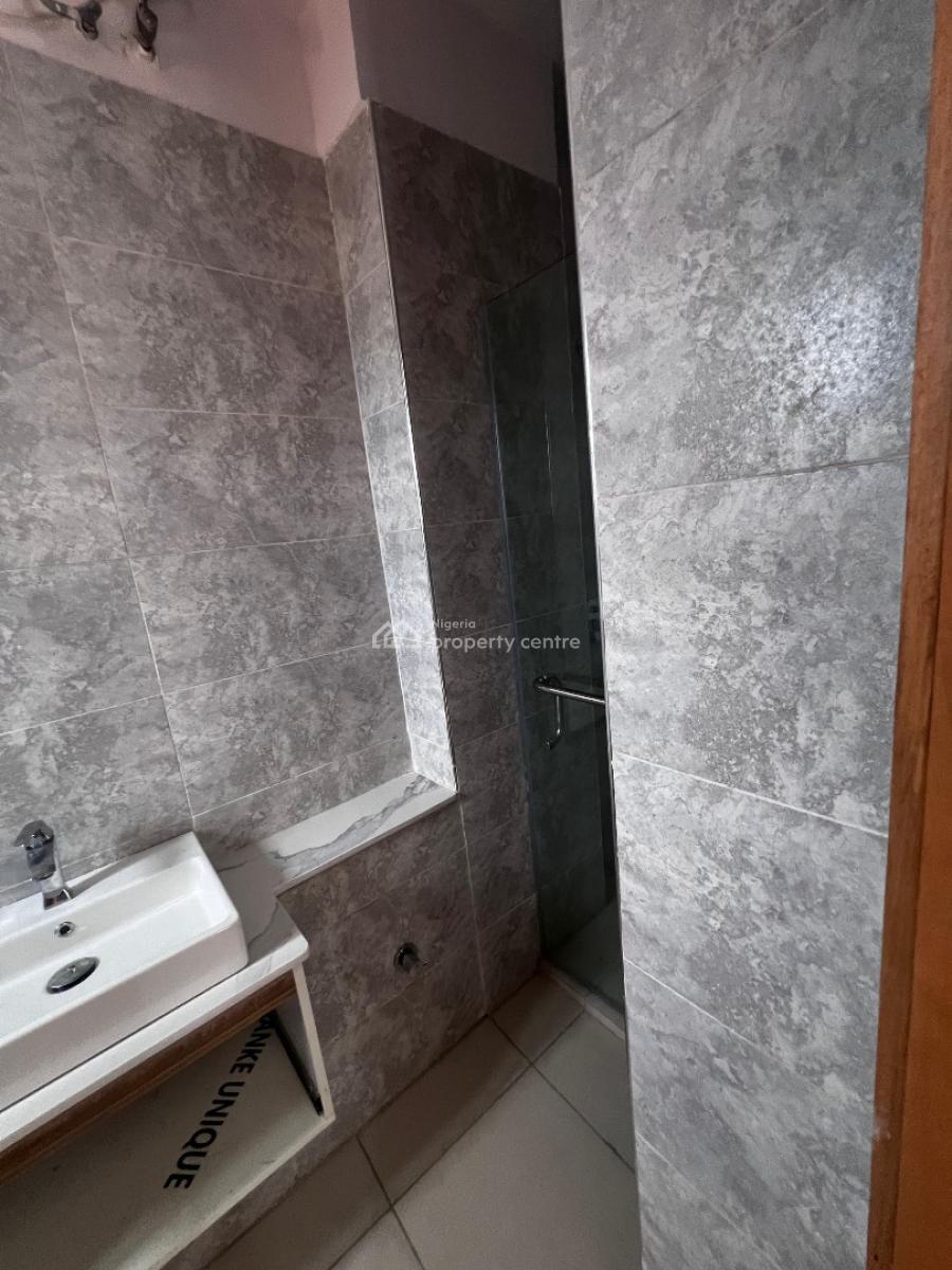 Impeccably Finished 2-bedroom Apartment with Pool & Gym, Ologolo, Lekki, Lagos, Flat / Apartment for Sale
