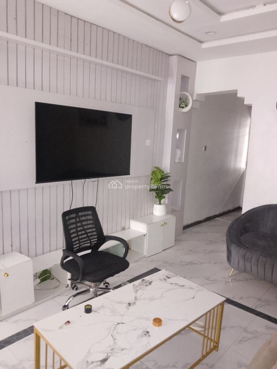 Massive 2 Bedrooms Flat, Eputu London, Eputu, Ibeju Lekki, Lagos, Flat / Apartment for Rent