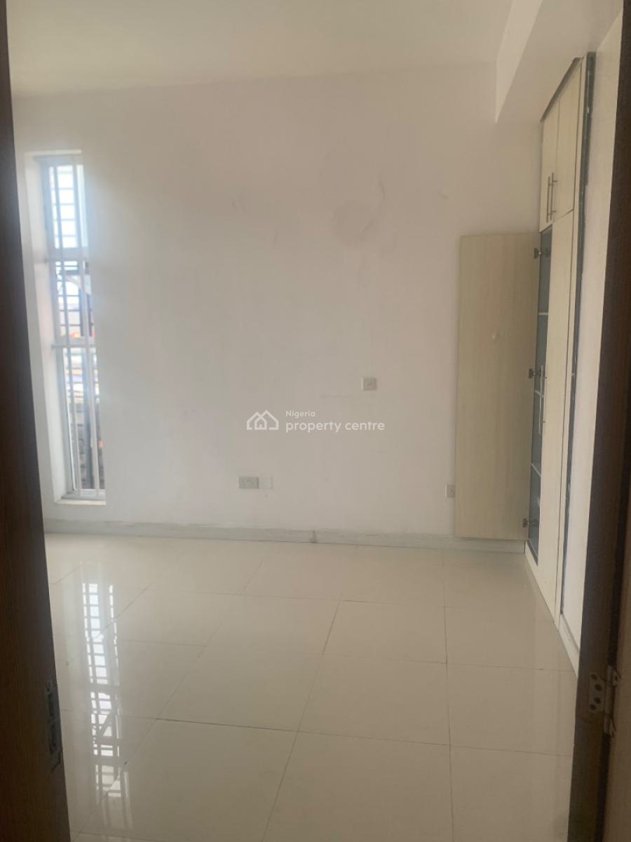2 Bedrooms, Dideolu Estate, Oniru, Victoria Island (vi), Lagos, Flat / Apartment for Rent