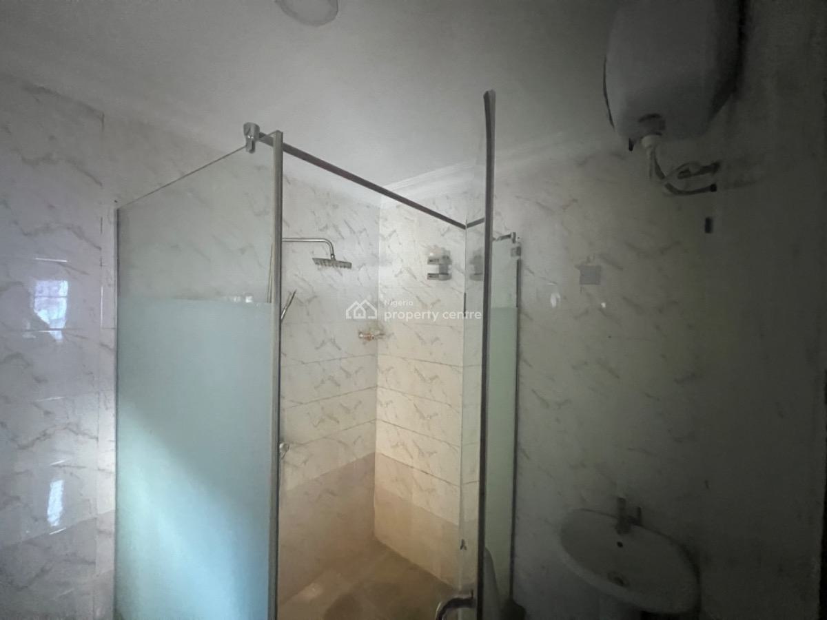 Spacious 3 Bedroom Apartment, Ikota, Lekki, Lagos, Flat / Apartment for Rent